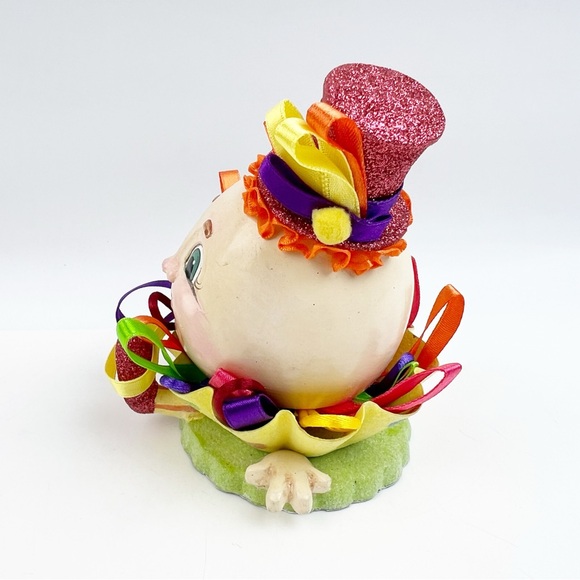 Vintage Katherine’s Collection Humpty Dumpty Cupcake Celebration Spring Bobble. - Picture 4 of 8